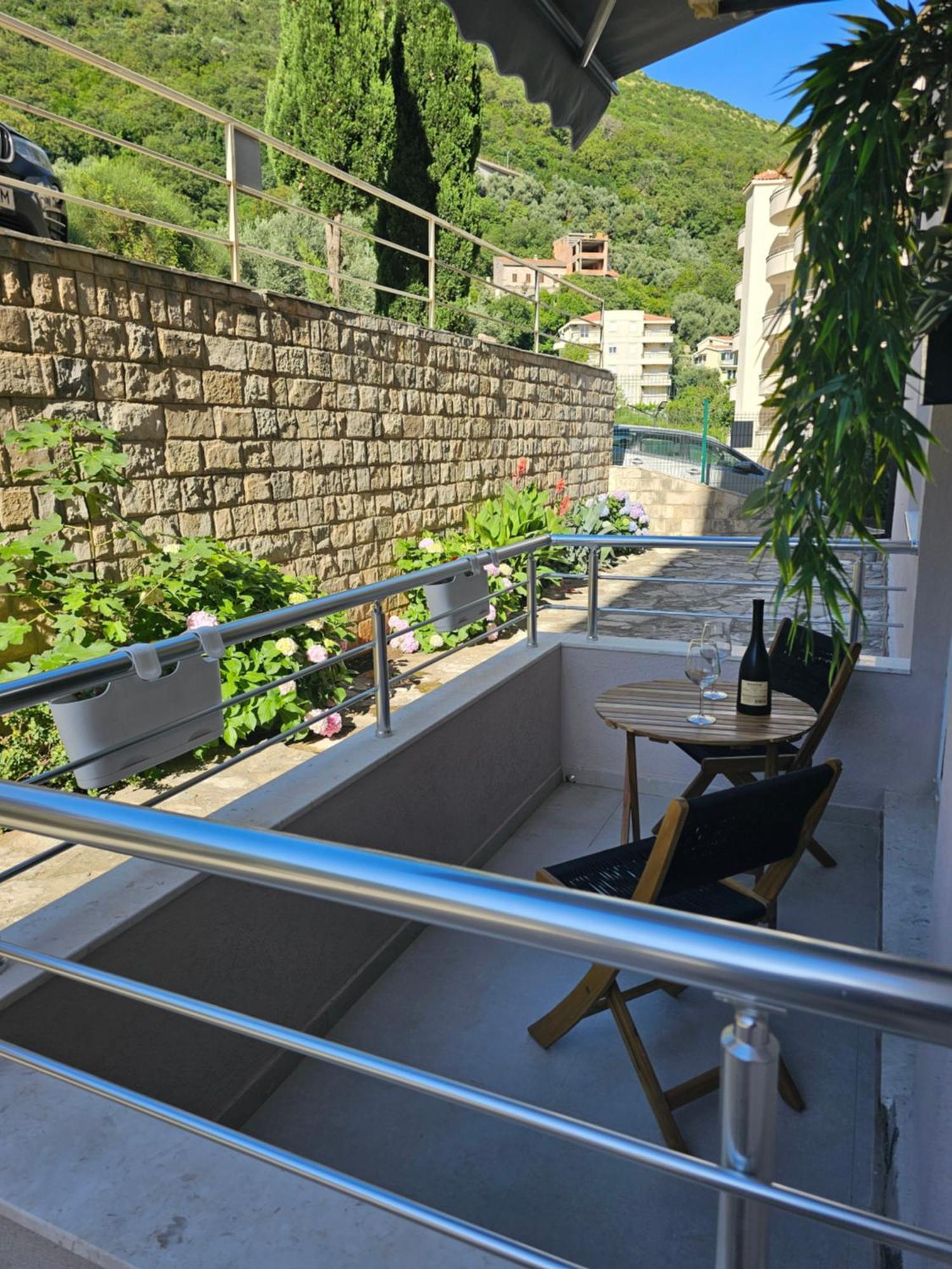 Petrovac Anja & Ogo Apartments Sea View & Pool מראה חיצוני תמונה